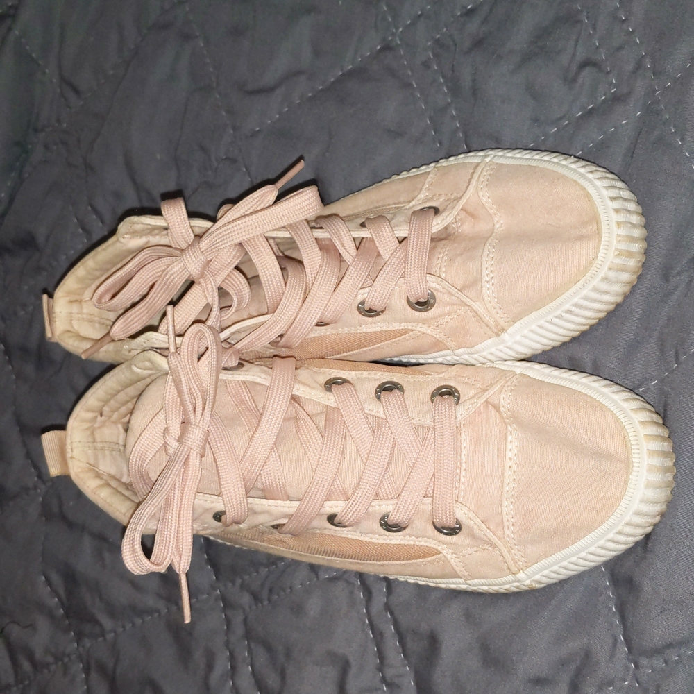 Blowfish high tops